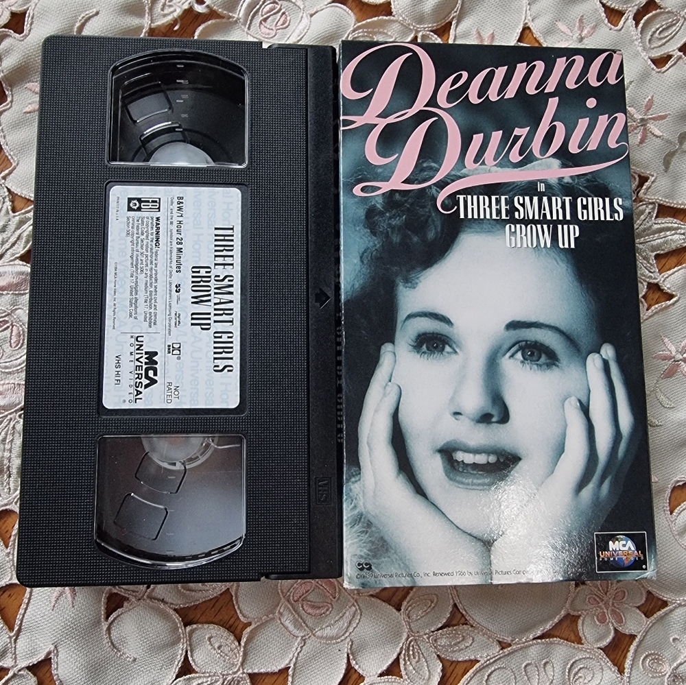 Three Smart Girls Grow Up Starring Deanna Durbin VHS Movie Vintage 1939